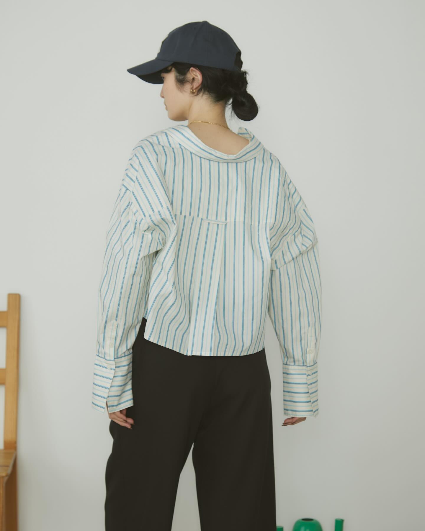 多條紋短款 Skipper 襯衫